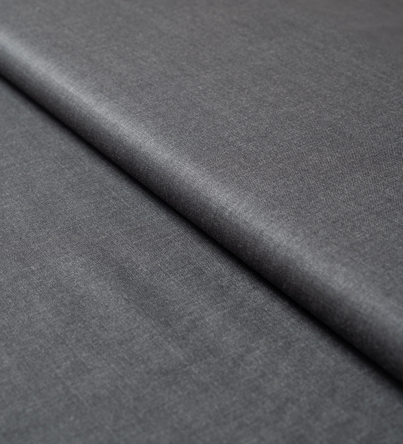 Monarch Grey by Roger La Viale  (Unstitched Suiting Fabric)