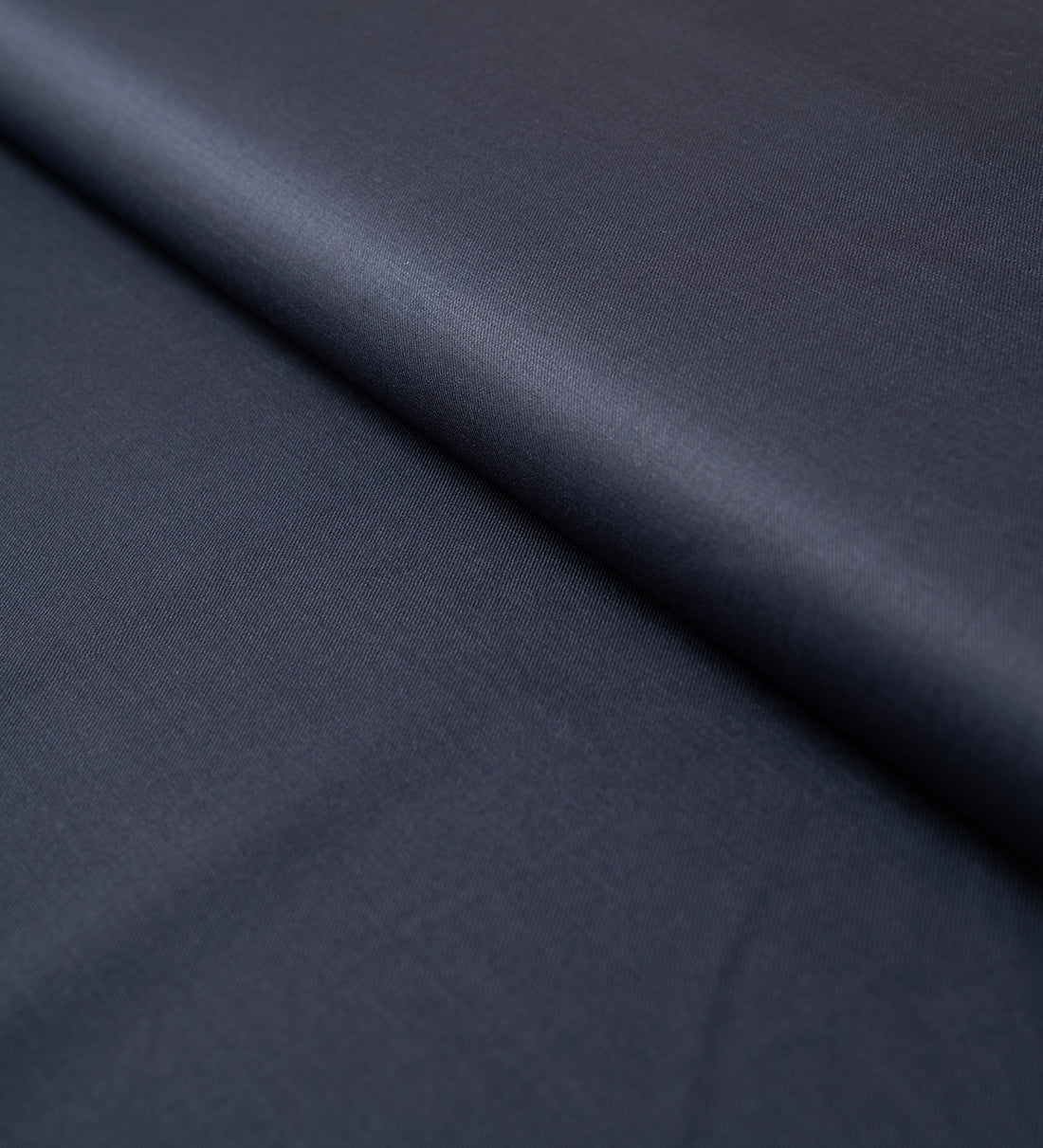 Savile Navy by Roger La Viale  (Unstitched Suiting Fabric)