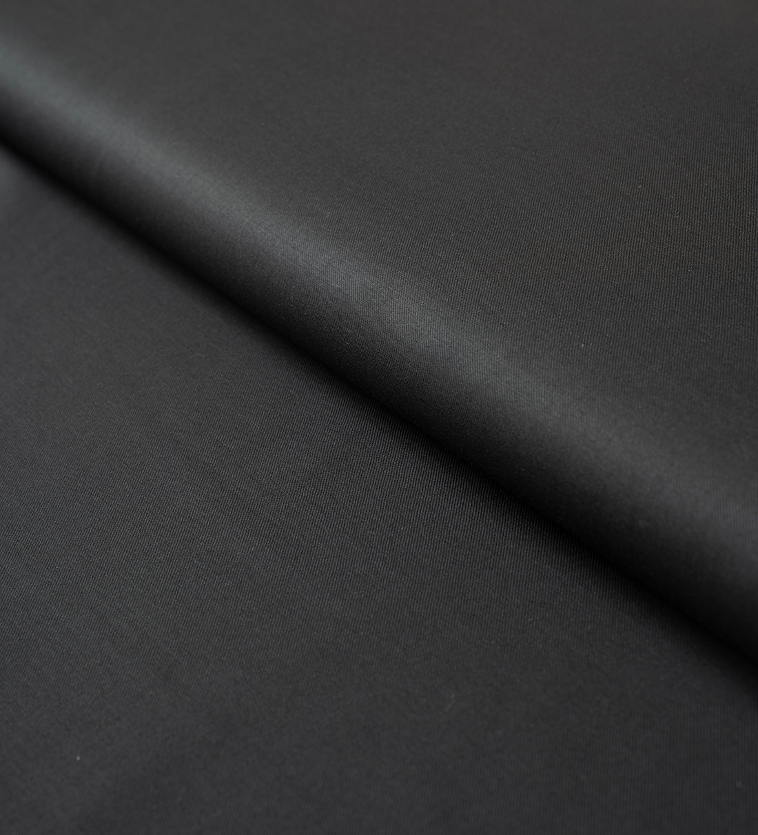 Sovereign Black by Roger La Viale  (Unstitched Suiting Fabric)