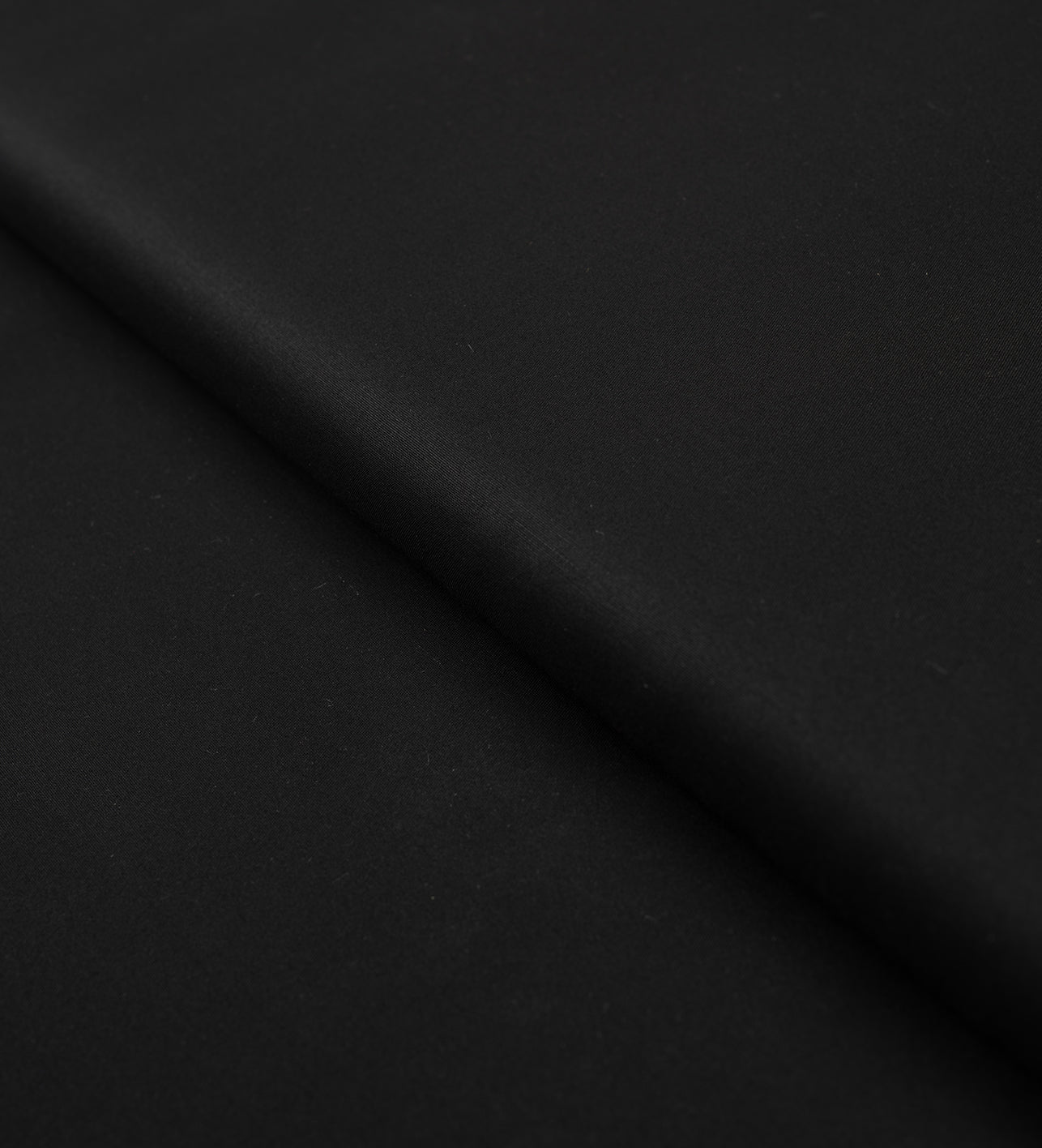 Imperium Black by Roger La Viale (Unstitched Suiting Fabric)