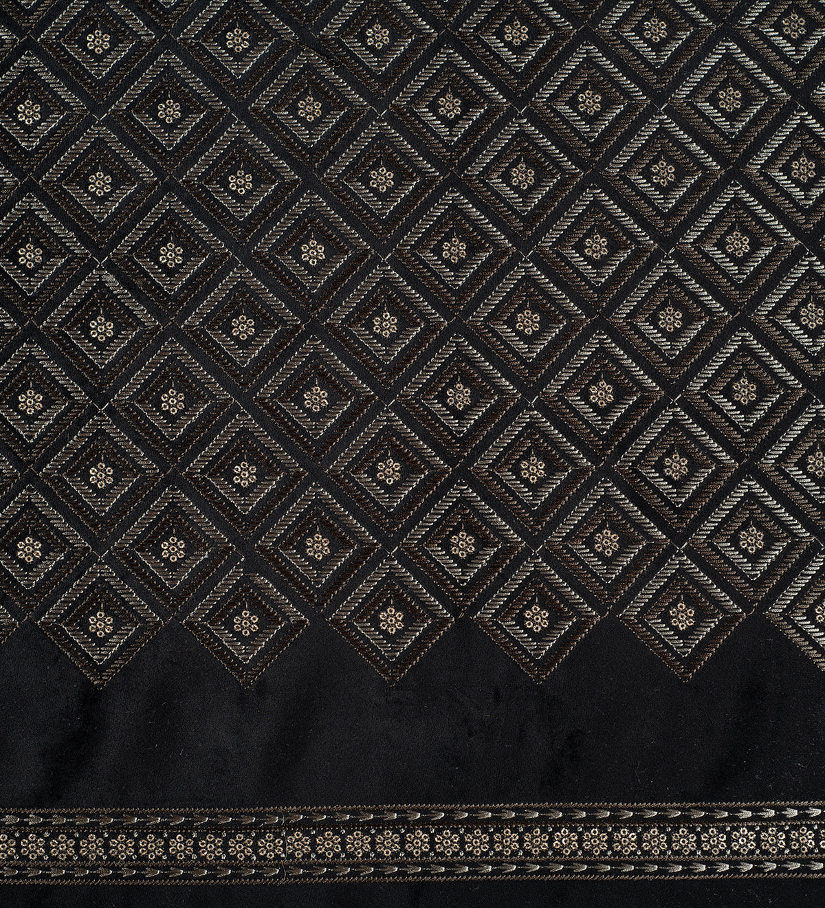 Onyx Royale (Unstitched Ethnic Fabric)