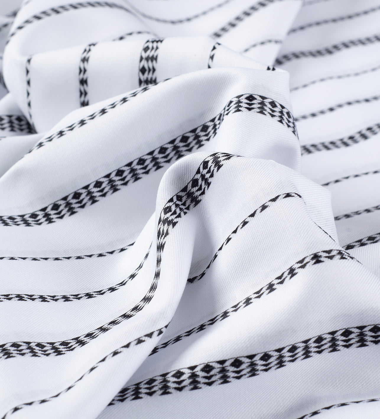 White & Black by Tessitura Monti (Unstitched Shirting Fabric)