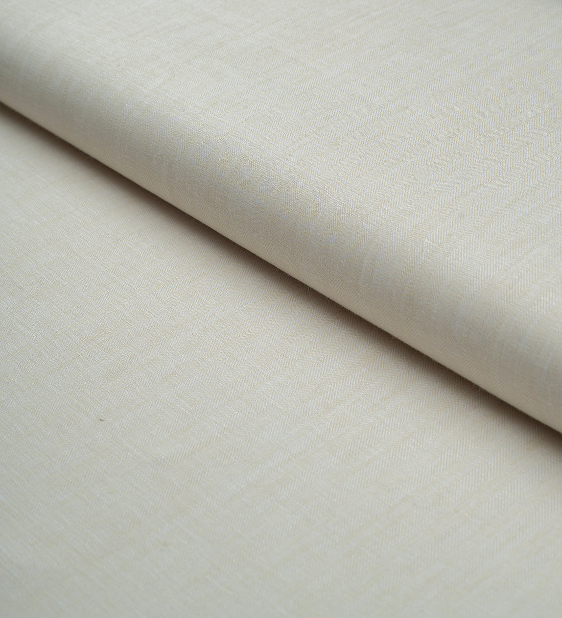 Ivory Élan (Unstitched Shirting and Kurta Fabric)