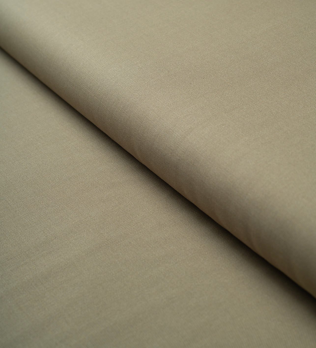 Warm sand by Georgia Gullini (Unstitched Suiting Fabric)