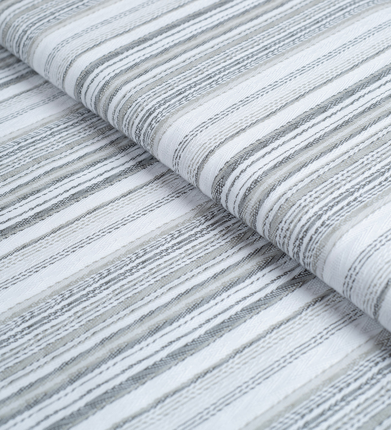 Polar Trace by D&J ELITUS (Unstitched Shirting Fabric)